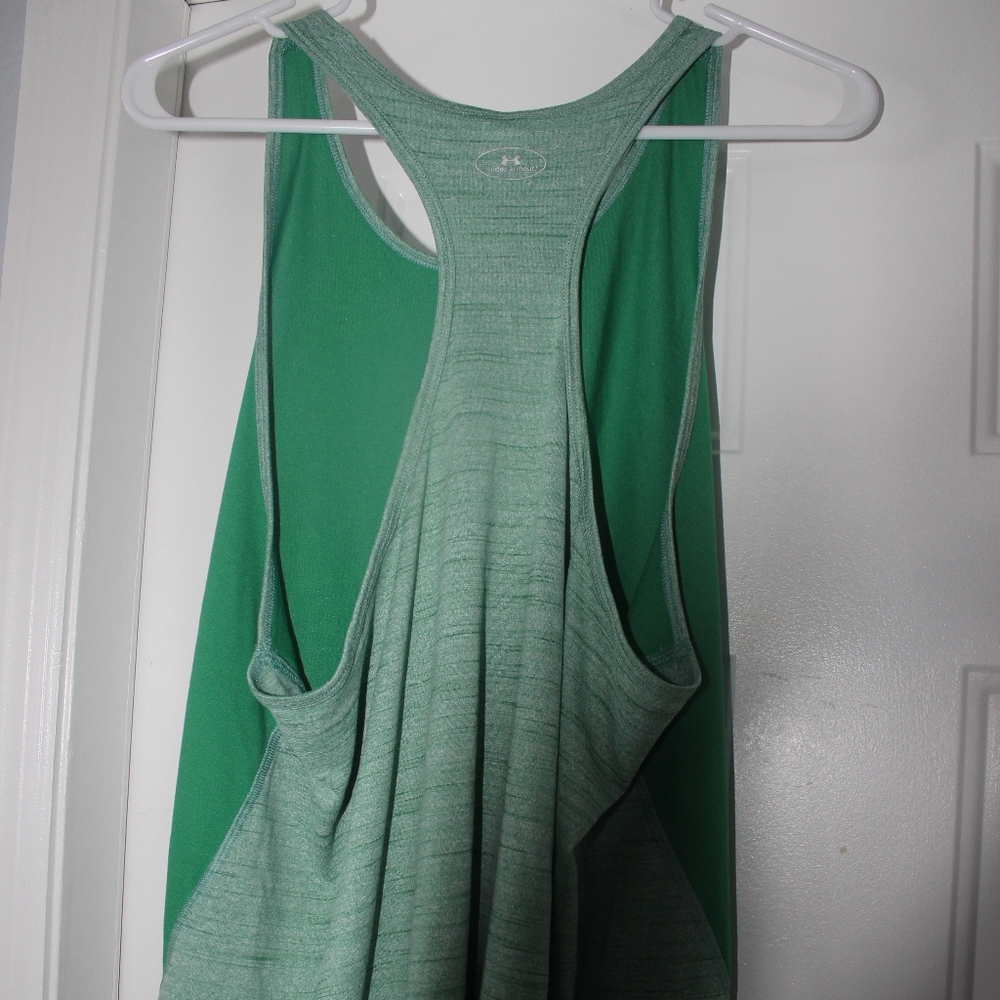 Flowy Workout Tank - Picture 2 of 2